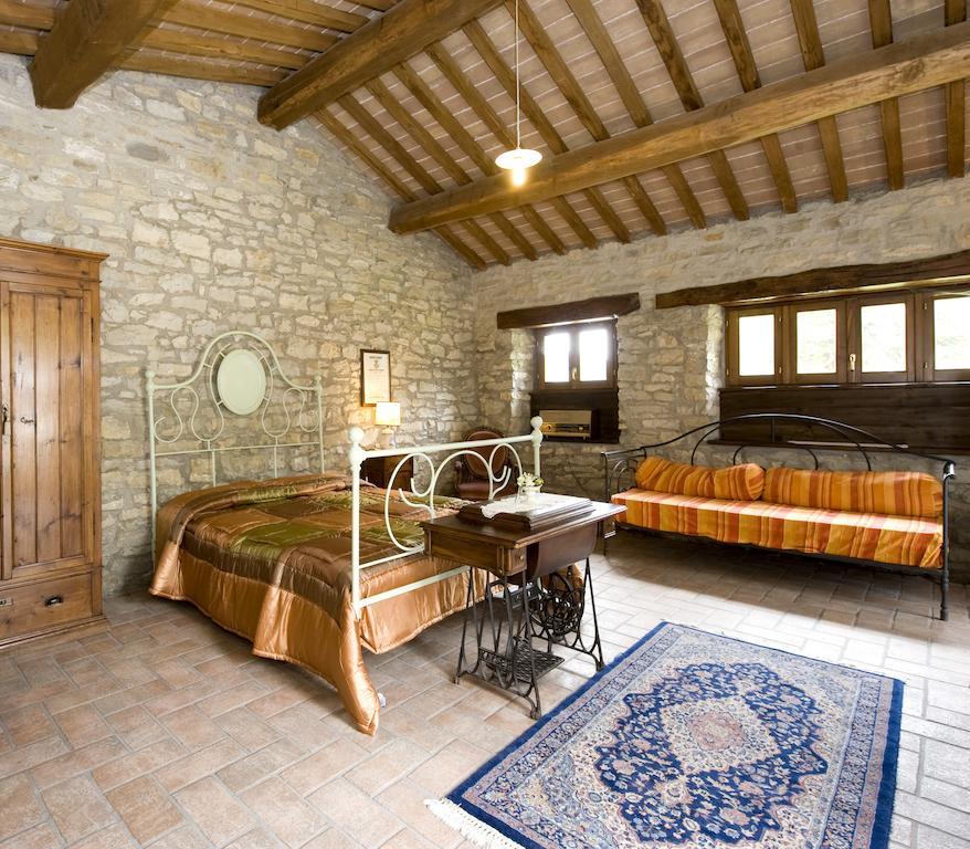 Villa Borgo Di Cortolla Pietralunga  Zimmer foto