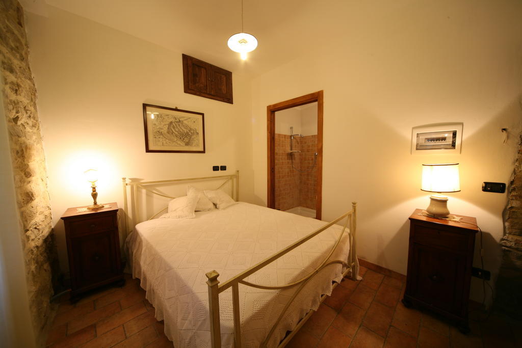 Villa Borgo Di Cortolla Pietralunga  Zimmer foto