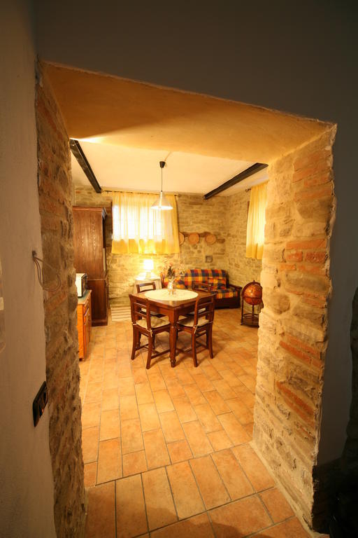 Villa Borgo Di Cortolla Pietralunga  Zimmer foto